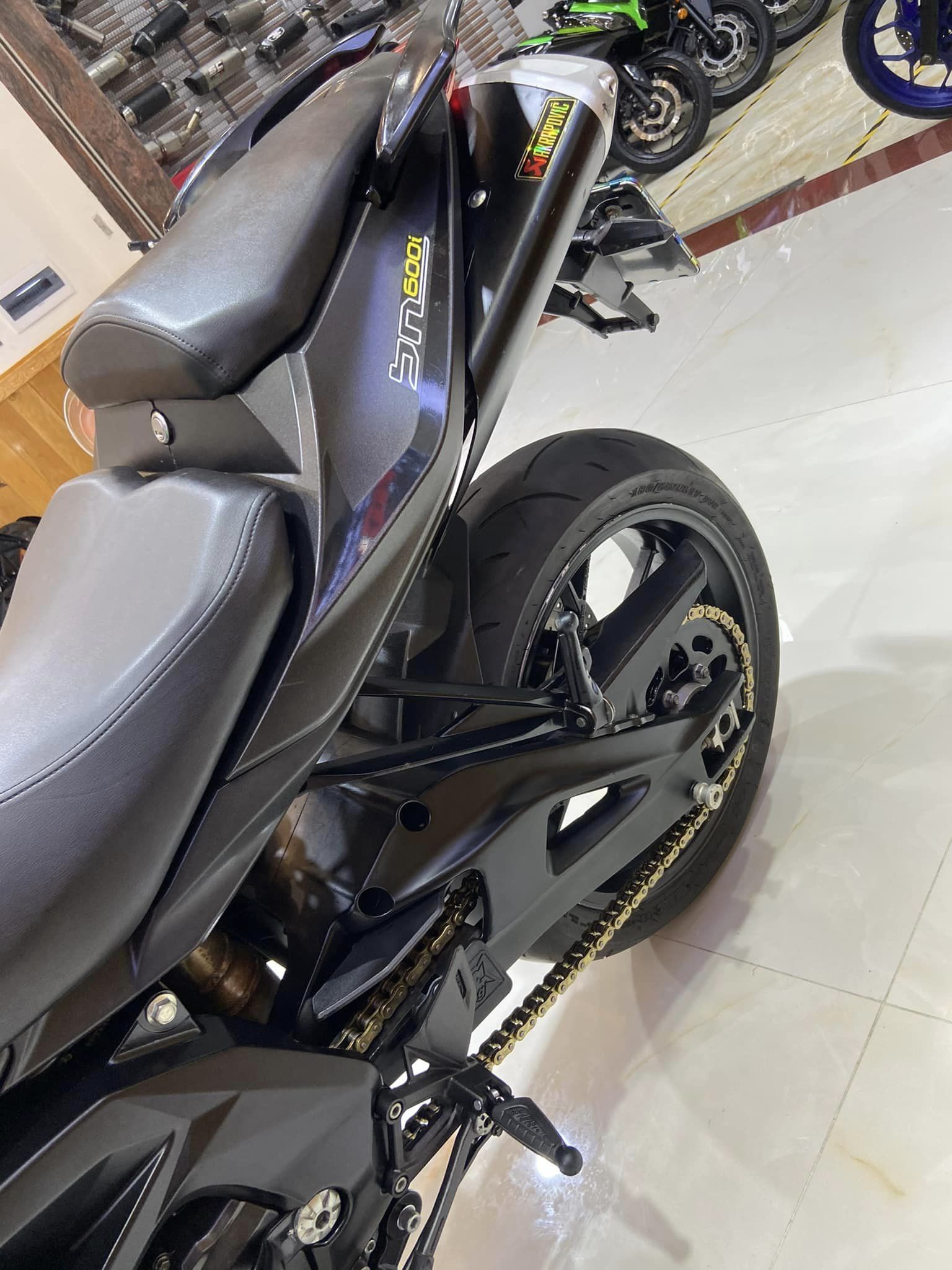 BENELI BN600I ABS XANH HENIKEN THI MOTO THỦ ĐỨC #39 BENELI BN600I ABS XANH HENIKEN THI MOTO THỦ ĐỨC